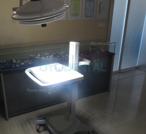 KWS KD-2036D-3 108W Mobiel Operatielamp Staand LED Schaduwloze lamp Chirurgisch Medisch Onderzoekslicht